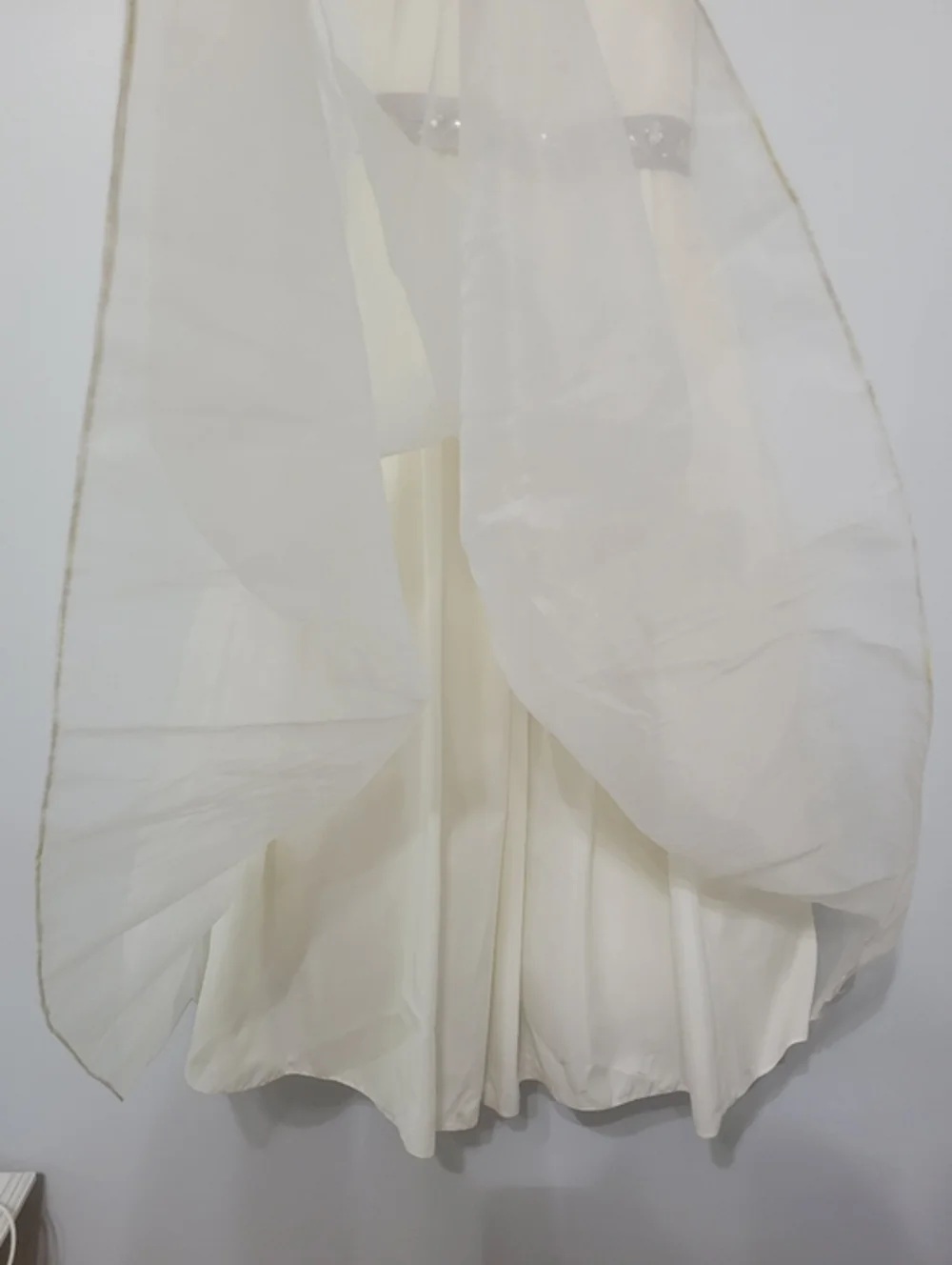 Sweet Beginnings Flower Girl Dress Size 8 Ivory‎ Off White w/ Gray Sash